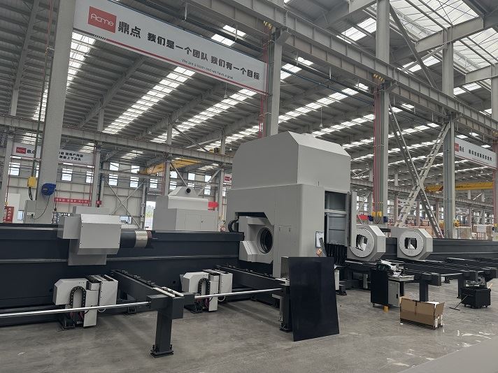 40KW Pipe Laser Cutting Equipment